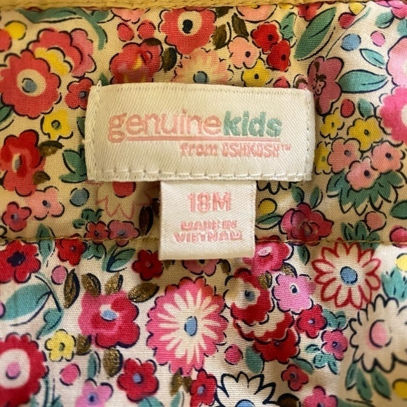 3/$15 OshKosh Vest w/Hood, Pink Floral Trim & Lining, Genuine Kids, Zip Button - Picture 2 of 8